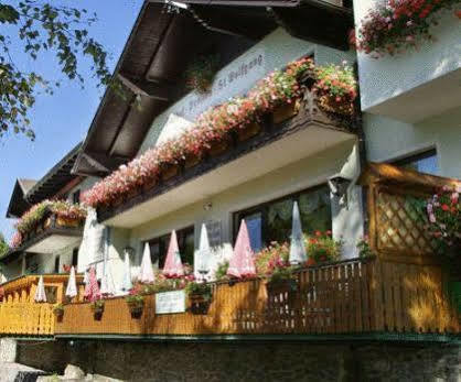 Gasthof Pension St. Wolfgang Kirchberg am Wechsel Exterior foto